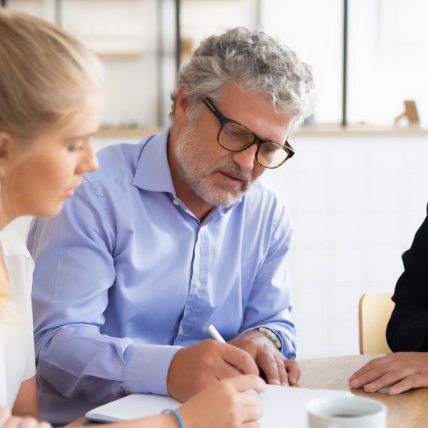 Usługi prawne przy podziale majątku  Bartłomiej Łukomski bl-34